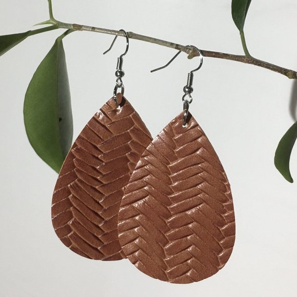 NEW Womens Tear Drop Leather Earrings Red Brown Tan Nutmeg - Picture 3 of 4